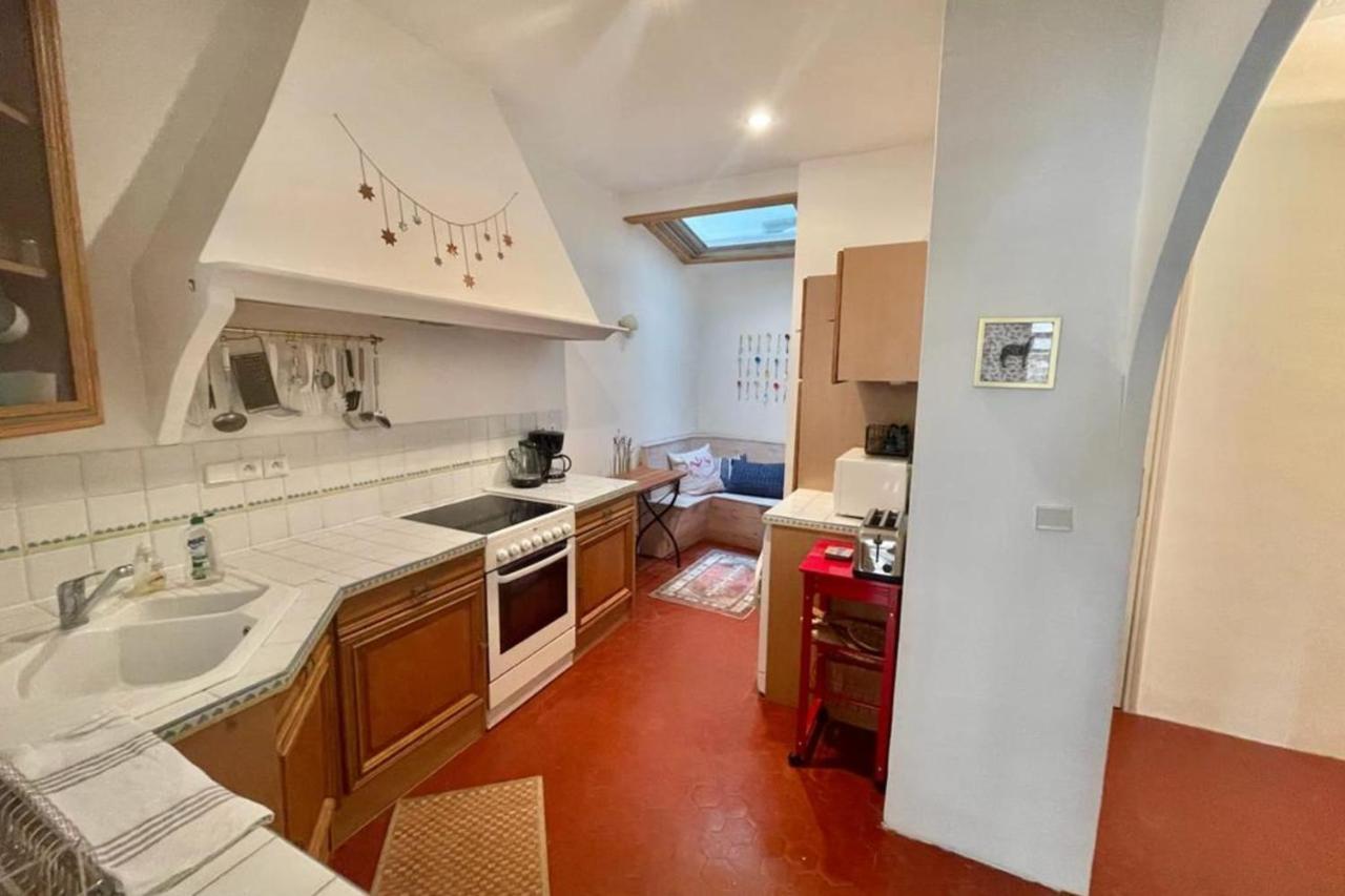 Bnb Renting Great Studio In The Heart Of Cannes Old City Neighbourhood ! Villa Exteriör bild